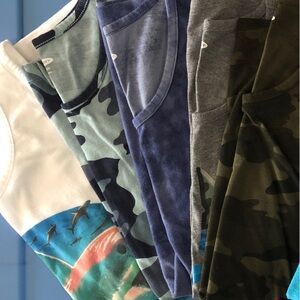 Old Navy White Crew Neck Tee